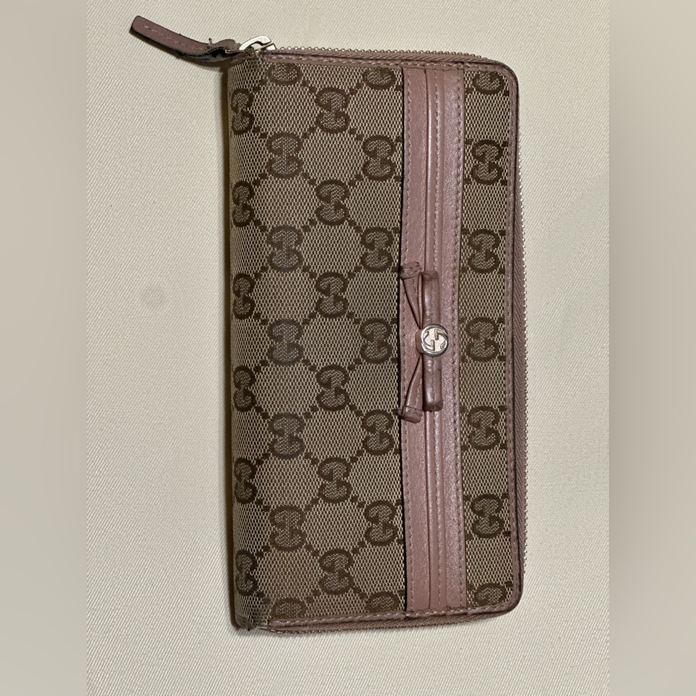 Gucci Wallet